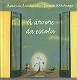 A ARVORE DA ESCOLA (PORTUGUES)